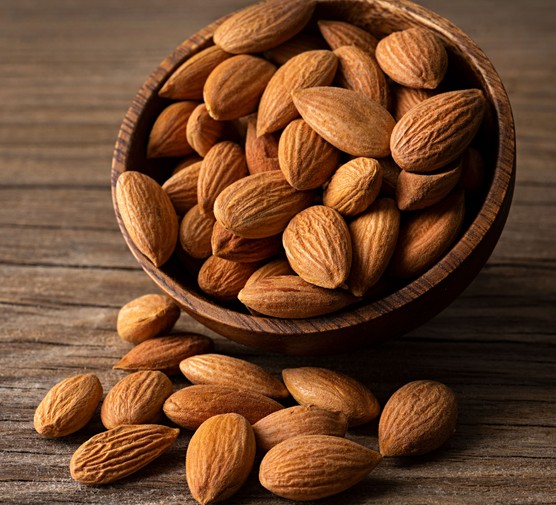 ബദാമിൻ്റെ ആരോഗ്യ ഗുണങ്ങൾ | Health Benefits of Almond